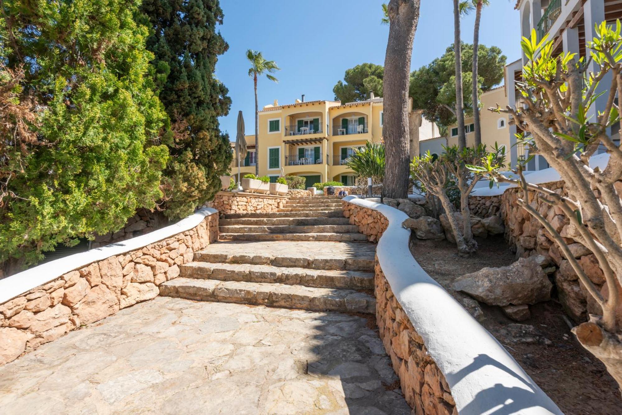 Aparthotel Ona Cala Pi Club Екстер'єр фото