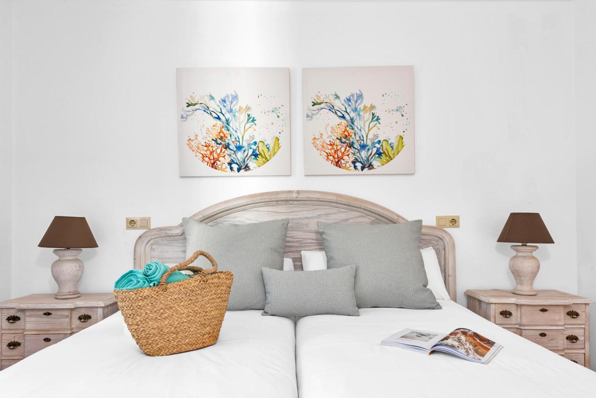 Aparthotel Ona Cala Pi Club Екстер'єр фото